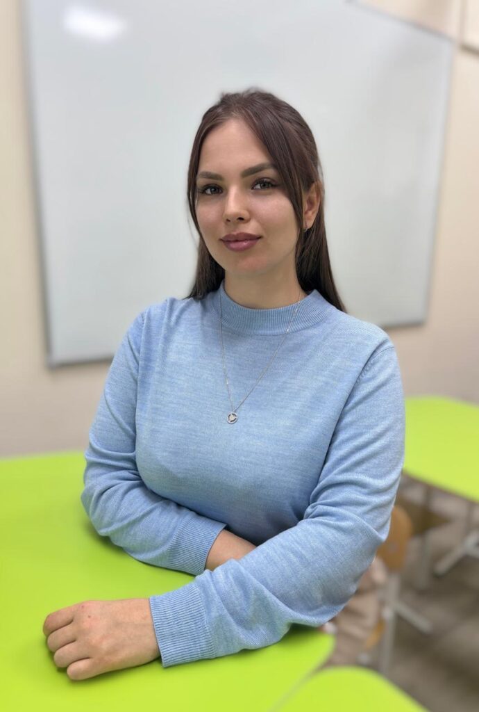 Это изображение имеет пустой атрибут alt; его имя файла - WhatsApp-Image-2025-03-10-at-13.41.31-690x1024.jpeg
